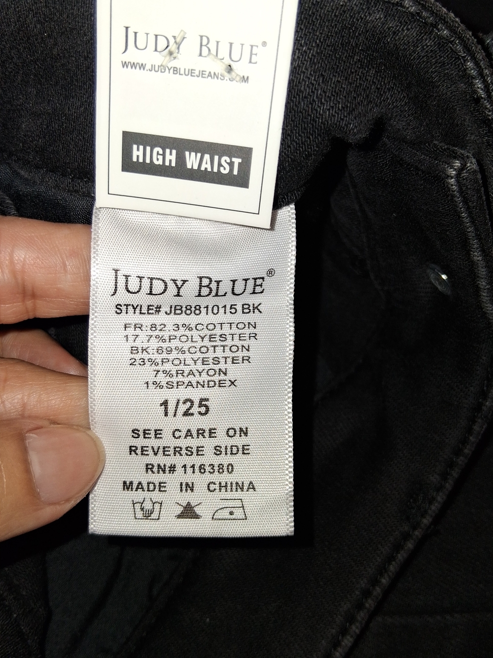 Judy Blue High waisted Relaxed fit through hip and thigh. Barrel/wide leg. NWT - Picture 6 of 13